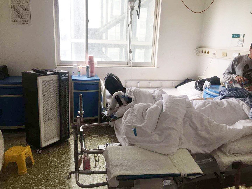 τελευταία εταιρεία περί Το πρώτο συμβεβλημένο νοσοκομείο του πανεπιστημίου Zhengzhou